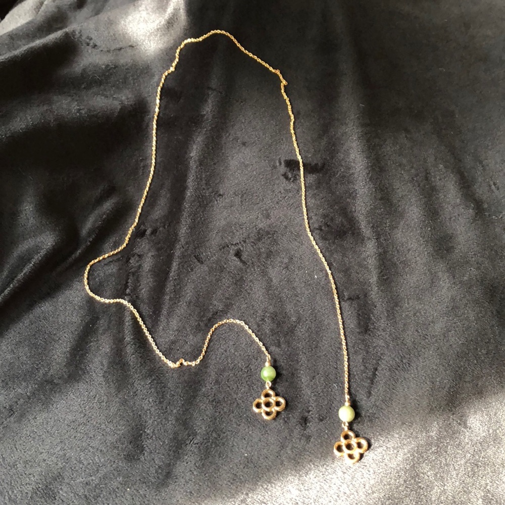 Gold Jade Bead Flower Clasp-less necklace